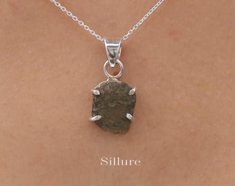 Moldavite Pendant - 925 Sterling Silver Necklace - Ntural Gemstone 