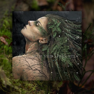 Kaart - Earth Goddess - Fantasy Kunstdruck auf weißem Papier