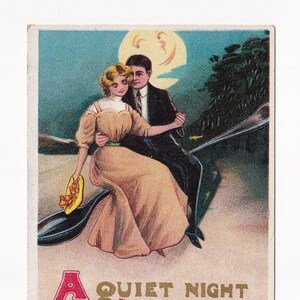 Liebespaar auf Löffel sitzend mit Mondgesicht, antike Postkarte aus den USA, geprägte Chromolithografie mit Gedicht