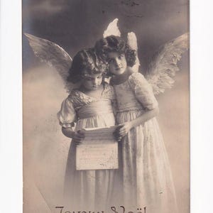 Zwei Mädchen als Engel (Hanni und Grete Reinwald), antike deutsche Postkarte, 1910 versendet