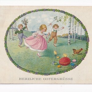 Pauli Ebner: Bambini a caccia di uova di Pasqua, cartolina d'epoca austriaca, 1926
