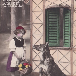 Antikes Postkartenpaar: Rotkäppchen mit Wolf/Schäferhund