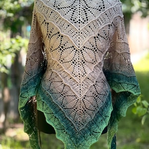 Crochet Shawl Pattern, Triangle, Asymmetrical, Clessidra (PDF File)