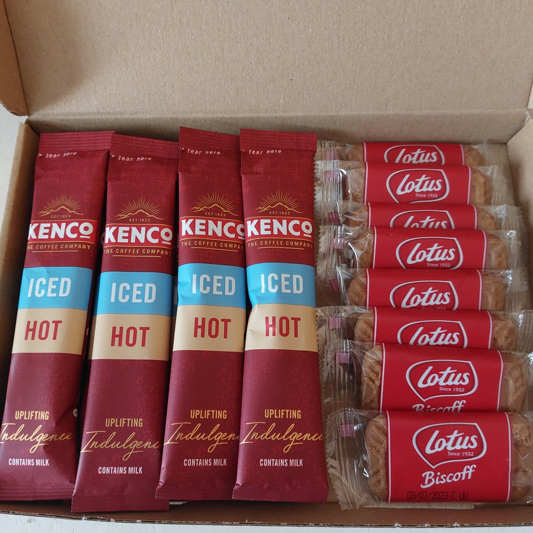 Kenco Hot or Iced Coffee Lovers Gift Box 8 Sachets And8 Lotus Biscuits