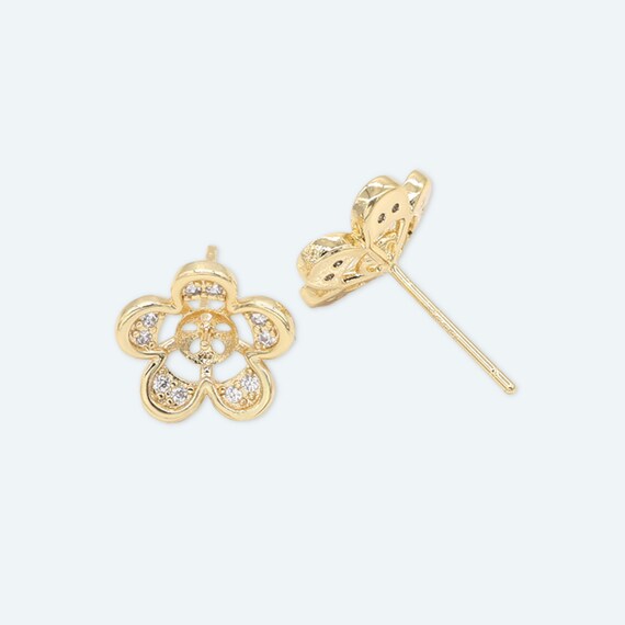 1 pair 12x12mm Wholesale Gold Plated Flower Stud Earrings with Cubic Zirconia