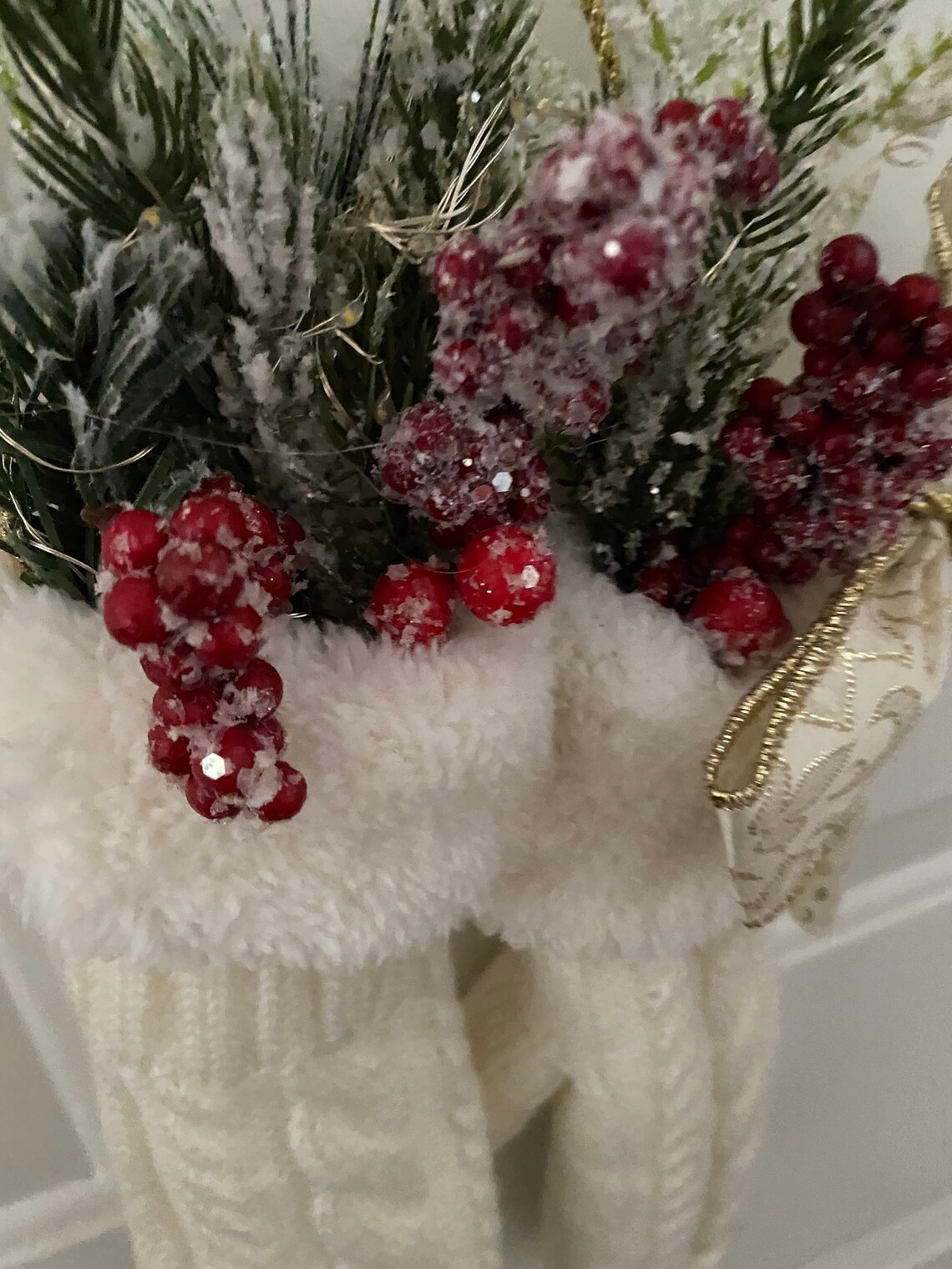 Lighted Hanging Mittens door Hangerled Lightswinter Door Etsy