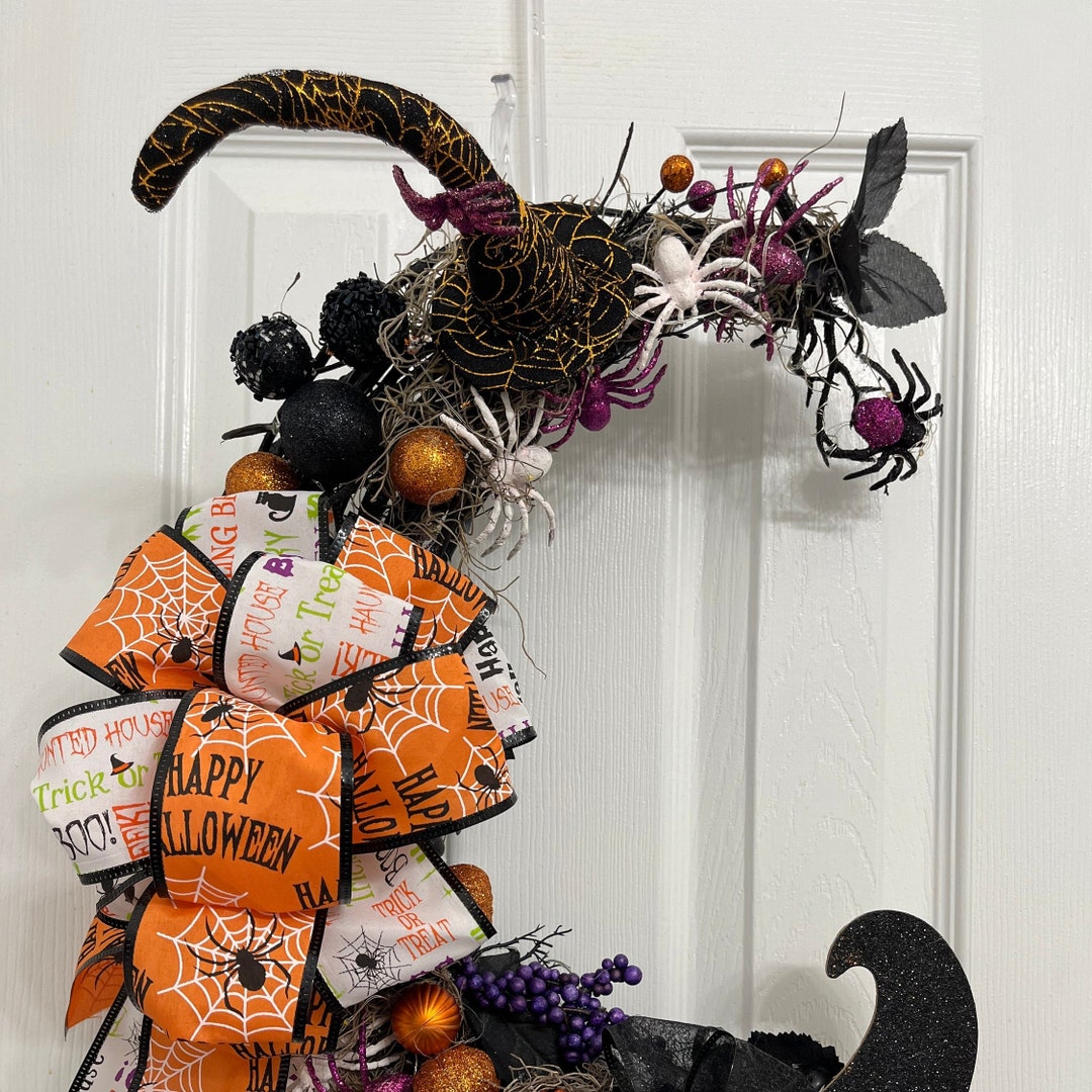 Halloween Half Moon Wreath With Lights Etsy halloween-half-moon-wreath-with-lights-etsy
