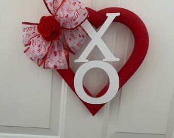 XO Red Valentines Wreath, Heart Shaped Wreath