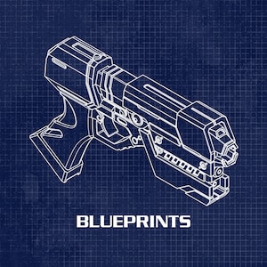 Puede incluir: Una ilustración de estilo plano de una pistola futurista sobre un fondo de cuadrícula azul. El texto "BLUEPRINTS" está en la parte inferior de la imagen.