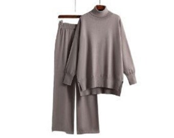 Her Sweater and Trousers set in Light Coffee Immerse yourself in the luxurious embrace of finely-knitted fabric One size only UK SIZE 14