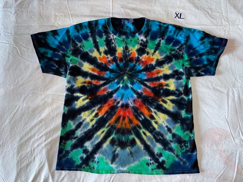 mr tie dye spider