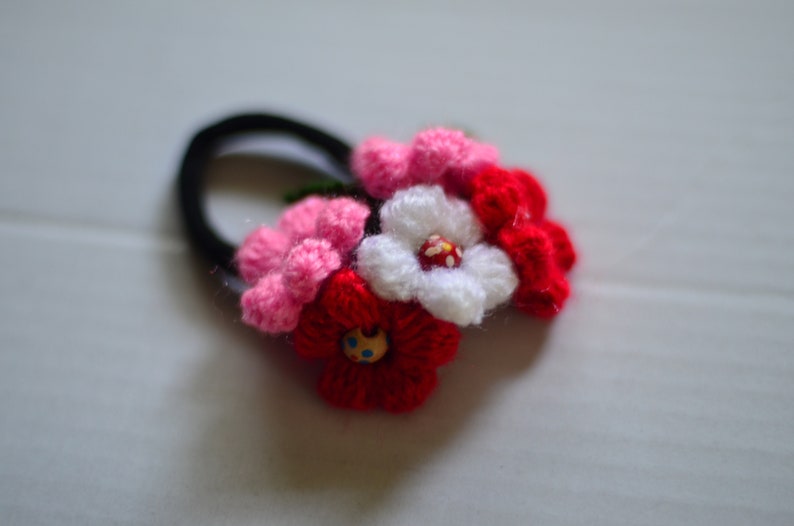 Crocheted Flower Hair Tie /ponytail Holder/ Hair Accessories / - Etsy