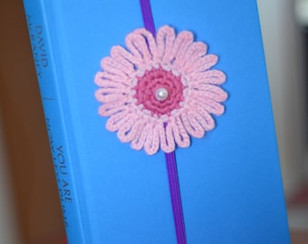 Crochet Flower Bookmark- Great gift idea for book lover/ Unique gift for any occasion