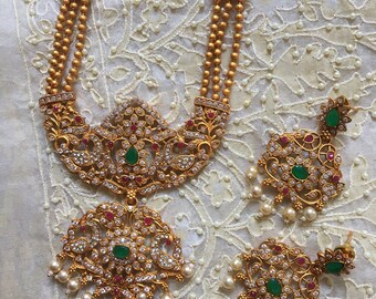 Kemp gold and pearl set, pendant set, temple jewelry, south indian jewelry, bridal set, wedding pearl set,kemp haram, pearl earrings