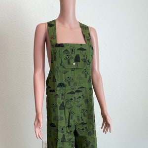 Tuta in cotone con stampa di funghi: tuta boho hippie