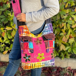 Pretty Pink Unique Crossbody Bag Boho Beach Bag Tote Bag Aesthetic Cute Hippie Shoulder Bag Travel Bag Shopping Tote Flower Patchwork Bag