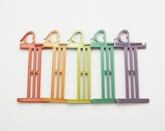 Set of 5 Medium Yarn Bobbins 4" size