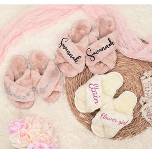 Flower Girl Slipper, Custom Children&#39;s Slippers, Personalised Slippers-Birthday Party Gift, Bride Wedding Slippers, Fluffy Kids Slippers