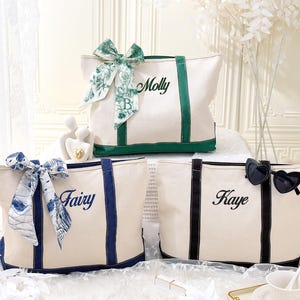 Personalisierte Brautjungfer Tragetasche, Canvas Einkaufstasche für Frau / Mutter, individuell bestickte Namenstasche mit Bändern, Geschenk für sie, Bachelorette Geschenke