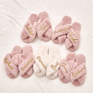 Pantoufles moelleuses personnalisées, chaussons de demoiselle d'honneur, cadeaux EVJF, cadeaux personnalisés, cadeaux pour maman, chaussons pour maman, fête de mariage,