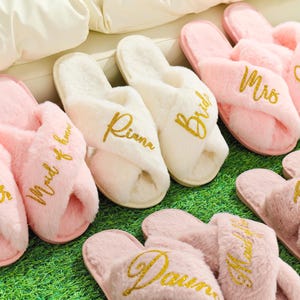 Custom Fluffy Slippers, Bride Slippers, Bridesmaid Slippers, Bride Party Gift, Christmas Party Slippers, Fluffy Cross Slippers, Slippers