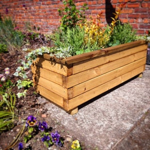 Large Rectangle Planter L95cm x W35cm x H35. Treated. Quality Timber. No Visible Screws or Nails.
