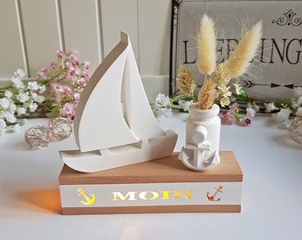 Maritime Wohn Beton Raysin Holz Deko - beleuchtet - Schiff Boot mit Trockenblumen Deko, Strand Flair - MOIN - nordisch schön