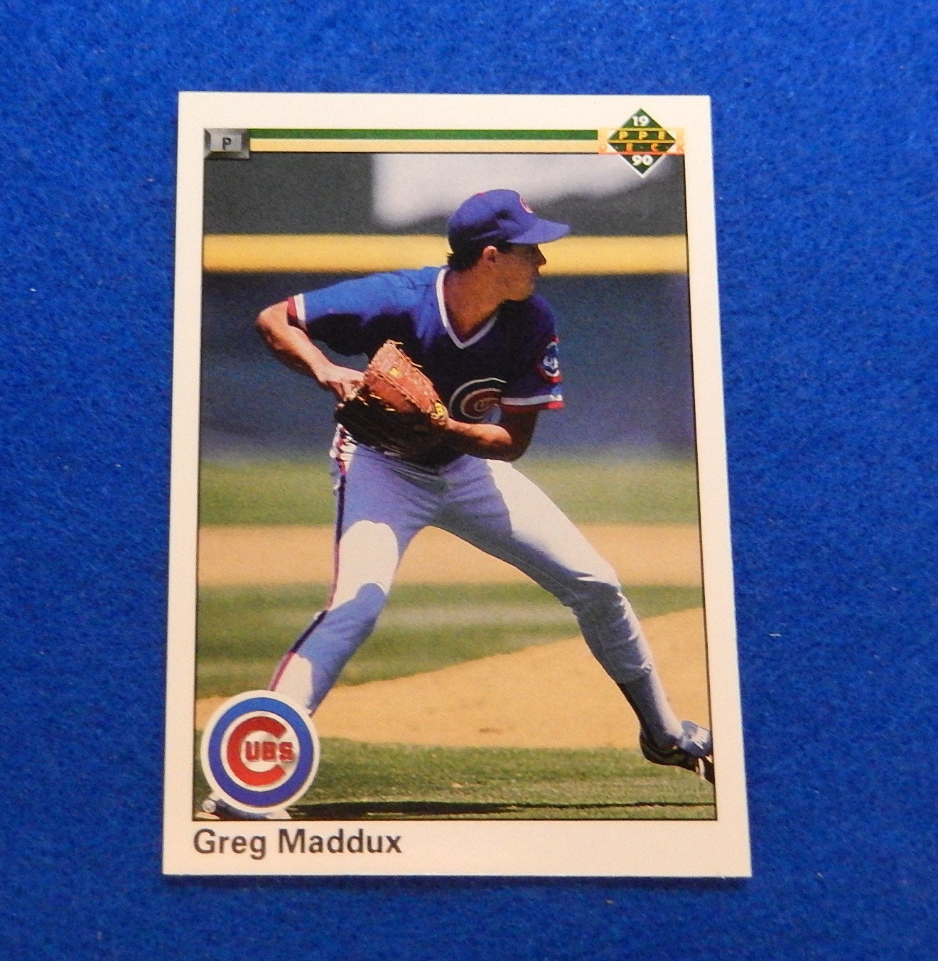 Greg Maddux 1990 Upper Deck #213 Baseball Card, Chicago Cubs, Near