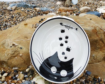 Handmade Ceramic Cat Bowl: Handpainted Black Cat Face