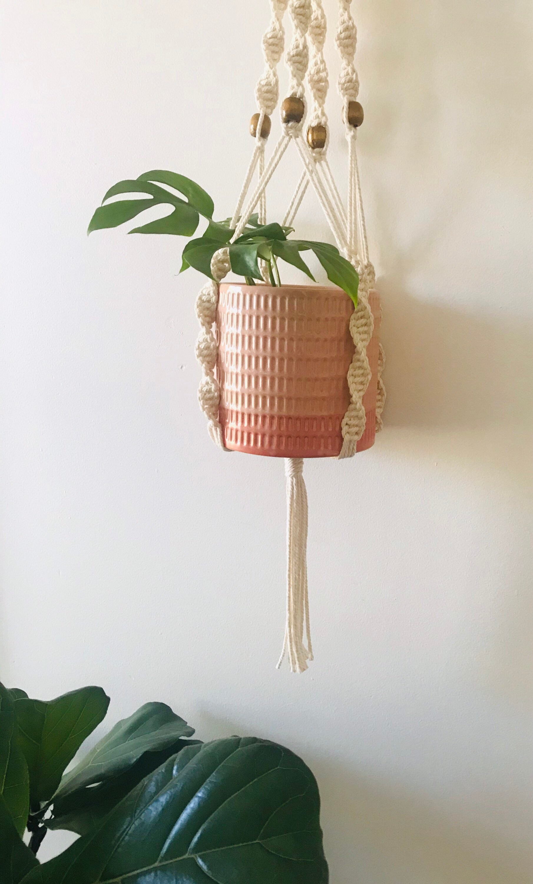 Macrame beaded pot hanger / natural cotton / Macrame Etsy