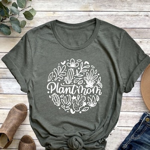 Plant Mama Shirt, Plant Shirt, Plant Lover Gift, Plant Lover Shirt, Gardening Shirt, Gardening Gift, Mother&#39;s Day Gift, Plant Mom Shirt