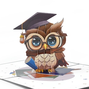 Carte de remise des diplômes pop-up Wise Little Owl pour étudiants, nouvellement diplômés