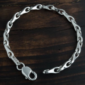 6mm Silver Twisted 8 Bracelet. Strong .925 Sterling Silver chain links. Men&#39;s or woman&#39;s artisan gift .