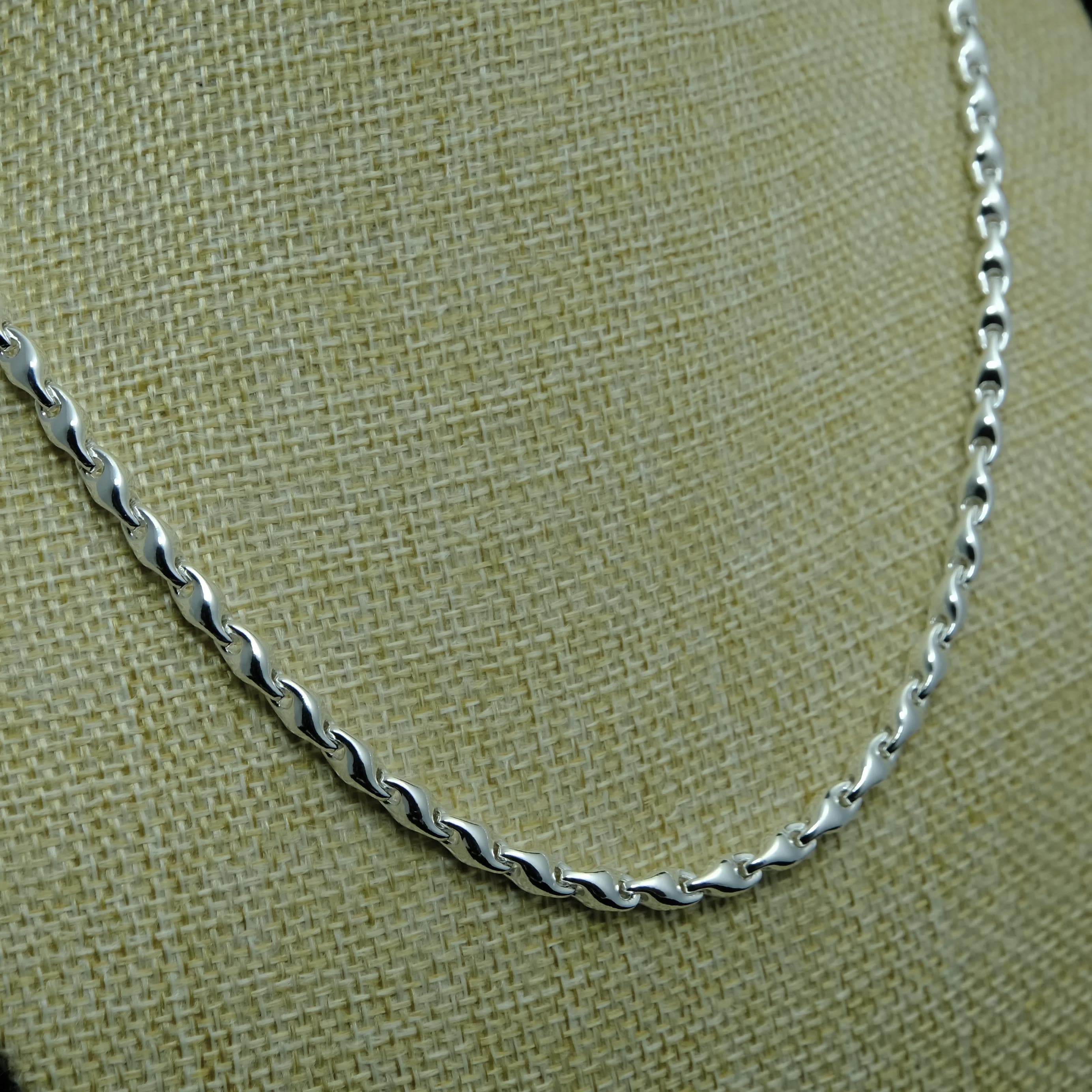 Triangular Link Chain 4.5mm Handcrafted Solid 925 Sterling Silver Round Triangle Link Chain ...