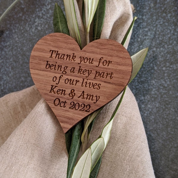 Wood Heart Place Setting, Personalized Wedding Place Names, Rustic Wedding Setting, Wood Place Name, Wedding Favors, Valentines Day Favor