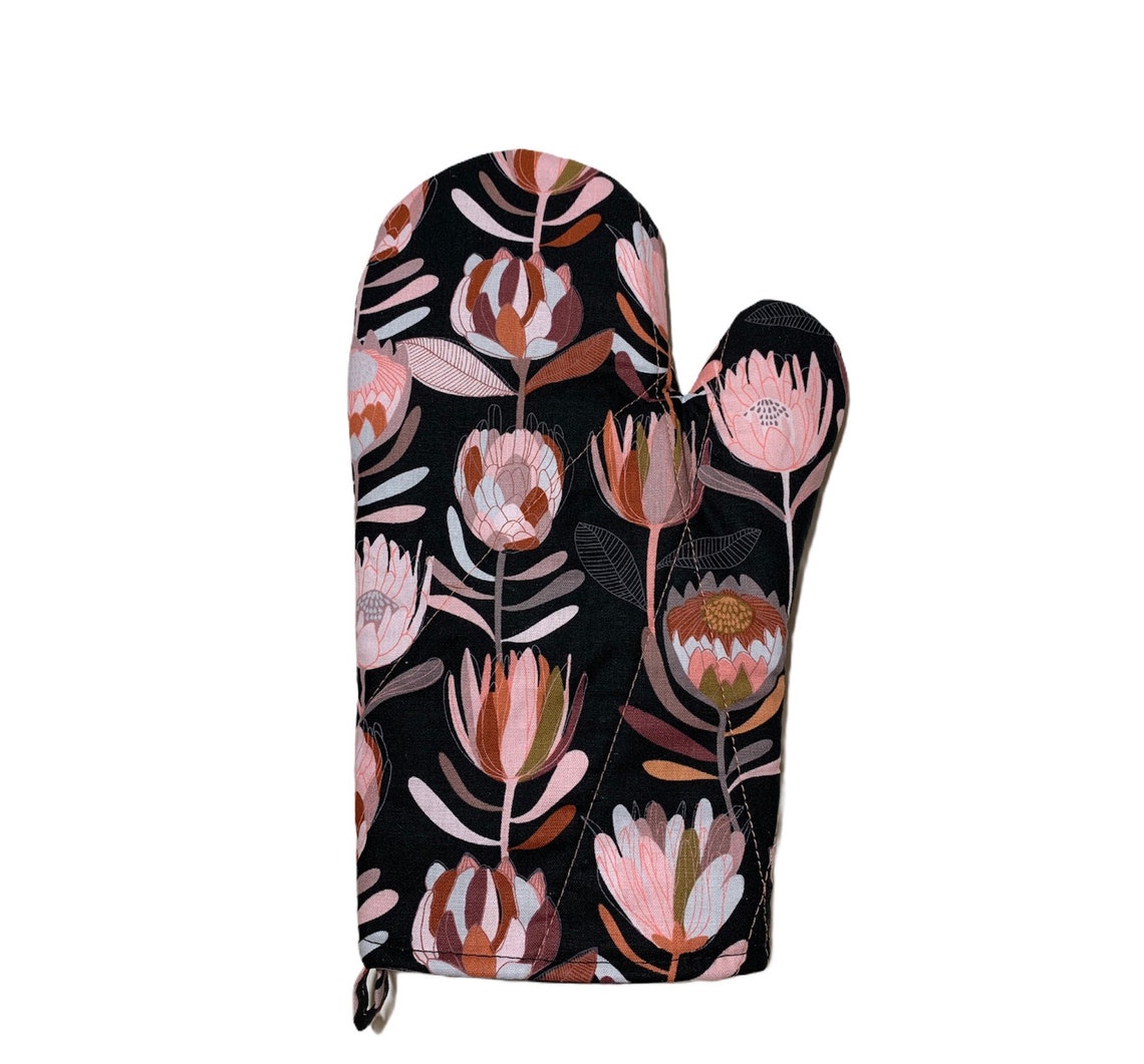 Oven Mitts heat resistant with Insul Bright BattingBlack pink Etsy