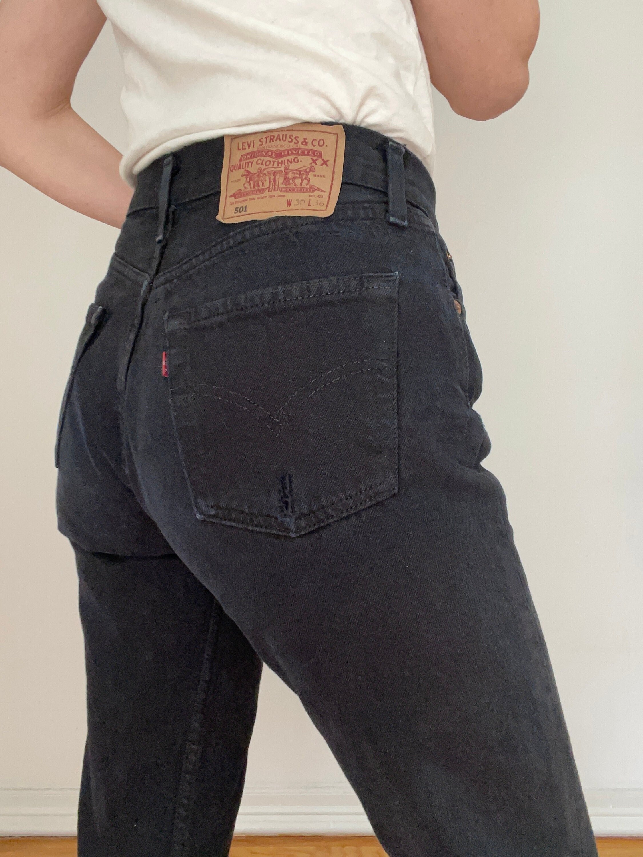 Vintage 90s Levis 501 Black 30x34 Fits 