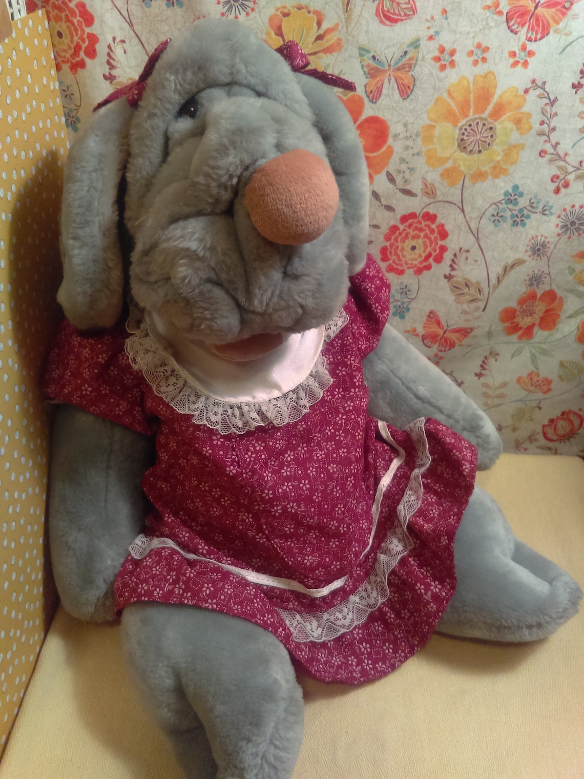 wrinkles dog puppet