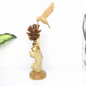 Wooden Hummingbird Sculpture, Nature, Wood Carving, Personalized Statue, Art,  Figurine, Home Deco, Table Top, Handmade Gift for Valentine