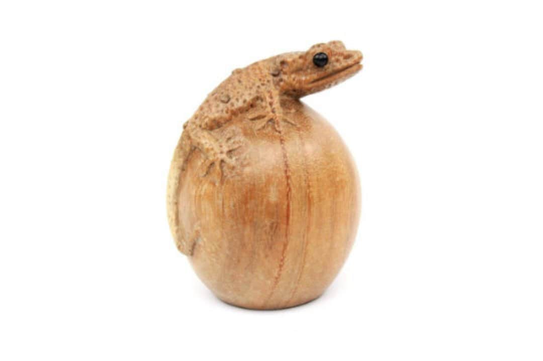 Hand Carved Gecko Ornament Gecko on Egg Wood Carving Gecko Etsy