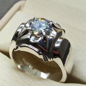 2 Carat Round Cut Moissanite Diamond Mens Ring Sterling Silver 925 Handmade Moissanite Ring Diamond Ring 14k Gold Ring 18k Gold Ring