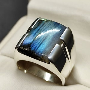 Natural Rare 16 Carat Labradorite Mens Ring Sterling Silver 925 Handmade Ring Gift for Him 14k, 18k Gold Blue Labradorite Ring Gift for Him