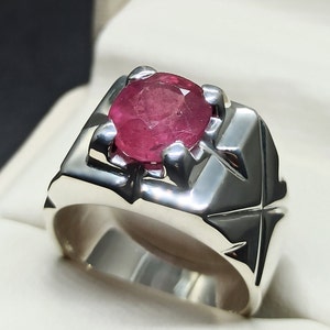 Handgjord naturlig 5 karat röd rubin herrring med kors: Yaqoot-ring i sterlingsilver