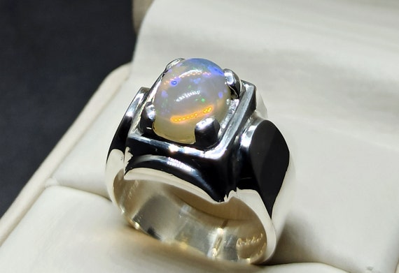 Plain shop opal ring