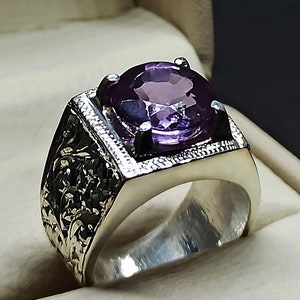 Rare Round Cut Alexandrite Sterling Silver 925 Handmade Mens Carved Ring Color Changing Gemstone Ring 14k, 18k Gold Ring Gift for Him