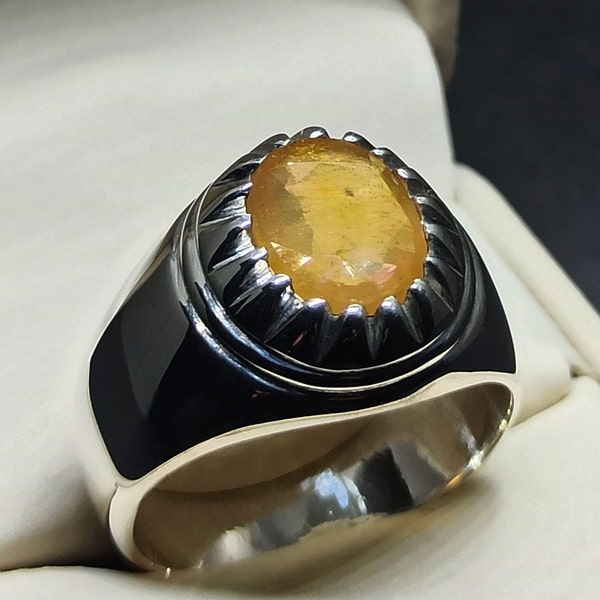 Handgemaakte natuurlijke 5 karaat ovale gele saffier herenring: sterlingzilver