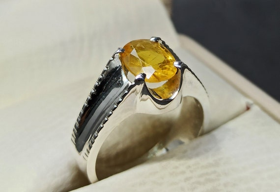 Buy Gemorio Yellow Sapphire Pukhraj 8.3cts/9.25ratti Ring for Women At Best  Price @ Tata CLiQ