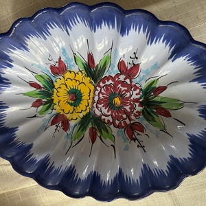 Vintage hand-painted oval shaped serving bowl from Vestal Alcobaca, Portugal
