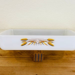 Fire-King Wheat Glass Roasting Pan by Anchor Hocking,  1.5 Quart Open Rectangular Baker