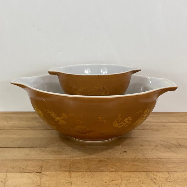 Pyrex Early American, Gold on Chocolate Brown Chip and Dip Bowls (No Bracket)